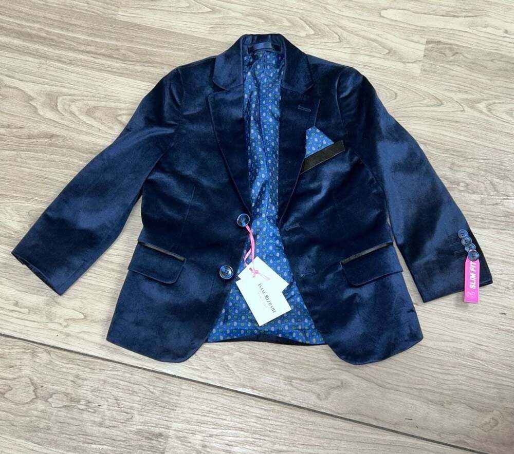 Isaac Mizrahi New York Boys Slim Fit Velvet Blazer